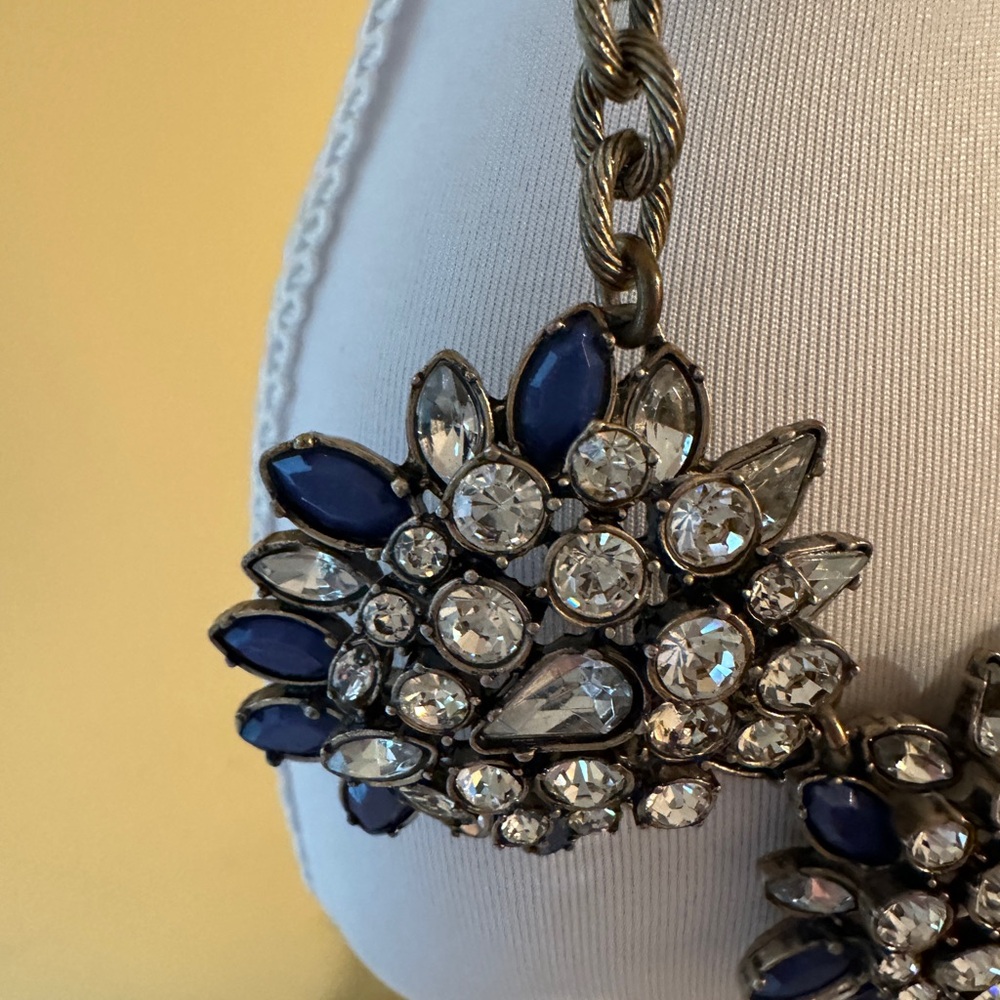 Crystal  Chunky Blue, Clear crystal  statement necklace